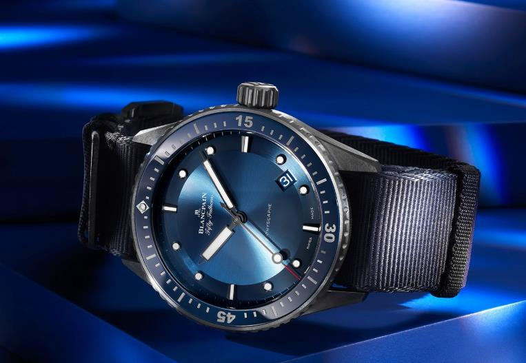 宝珀手表表扣更换费用